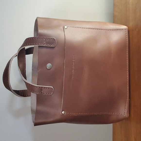 Portland Leather Handbags - Portland Leather mini crossbody classic tote 🦄 English tan? NWOT